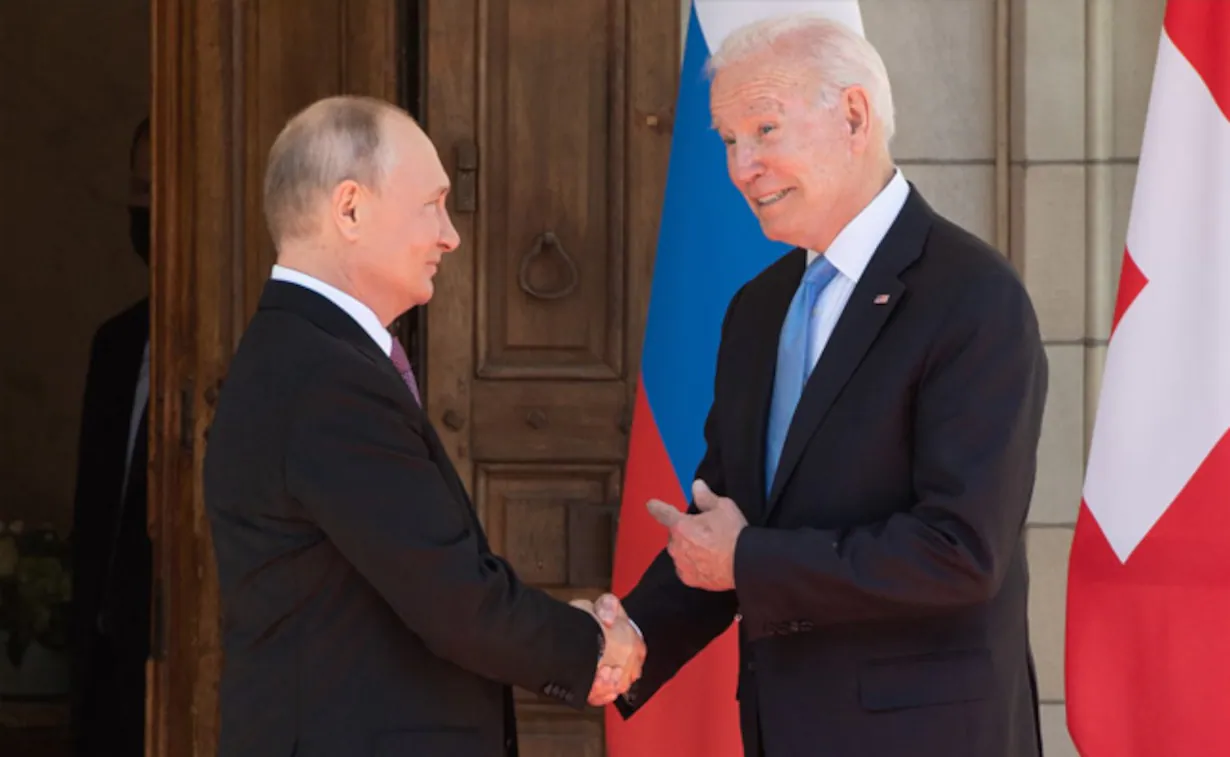 Between Putin and Biden, Riyadh caught in an economic crossfire